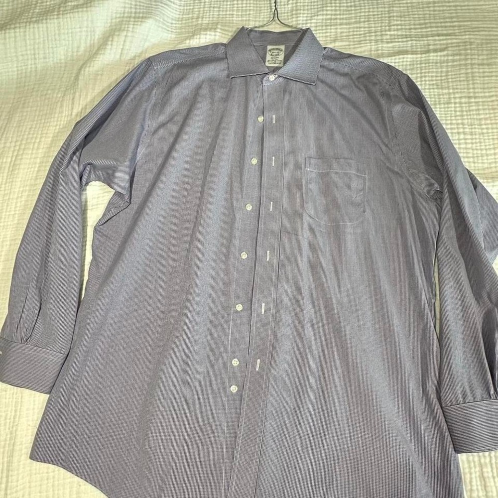 Brooks Brothers men's Blue and white gingham long sleeve button-down shirt
